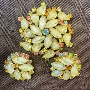 Fun antique gold floral costume jewelry with multi colored stones